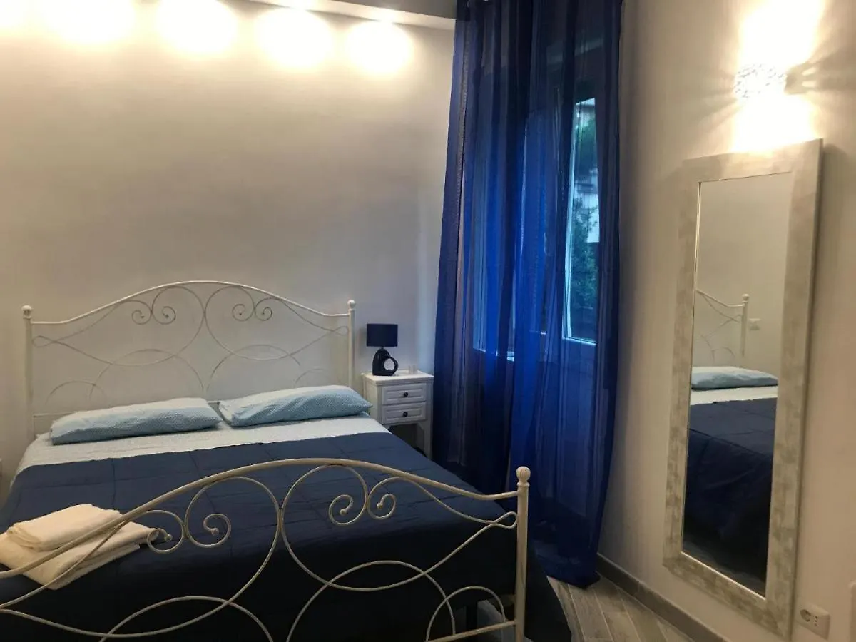 Lunablu'S House Rome Italy
